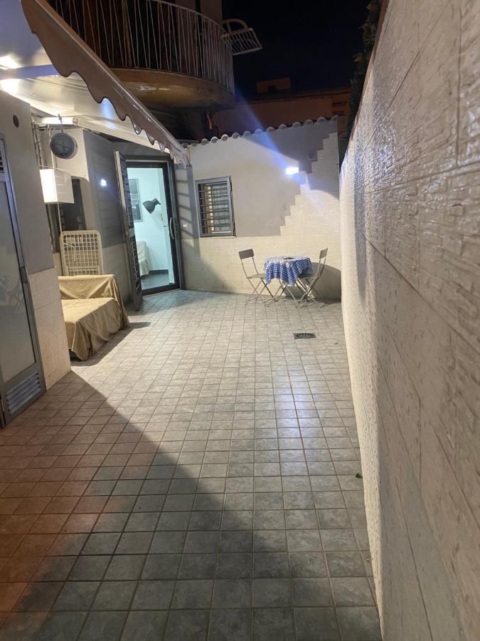 Napoli Centro Casa Con Due Camere E Cucina Exterior foto